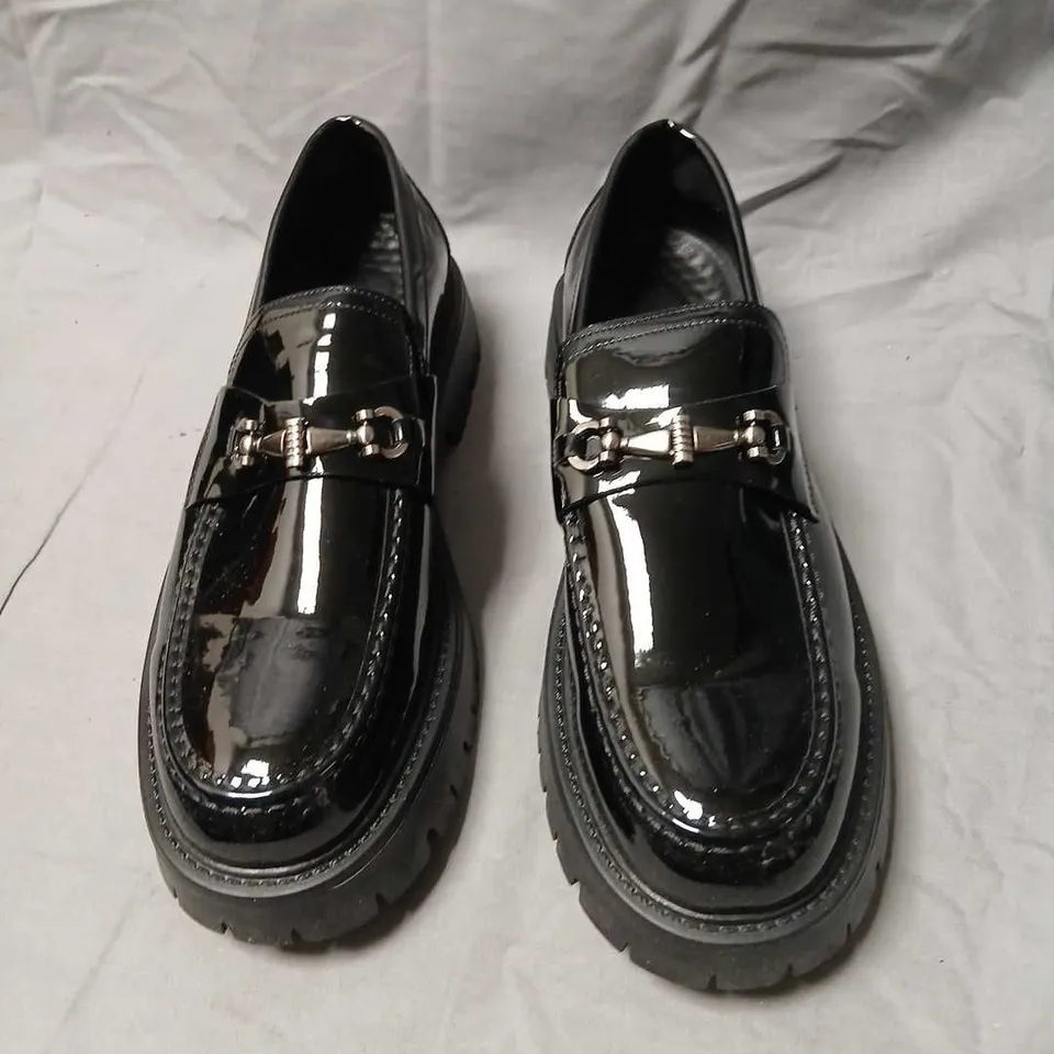 BLACK PATENT LEATHER LOAFERS WITH SILVER HORSEBIT HARDWARE, CHUNKY LUG SOLE SIZE 45