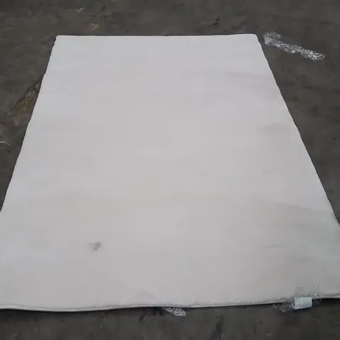QUALITY DESIGNER AREA RUG - APPROXIMATELY 170X120CM
