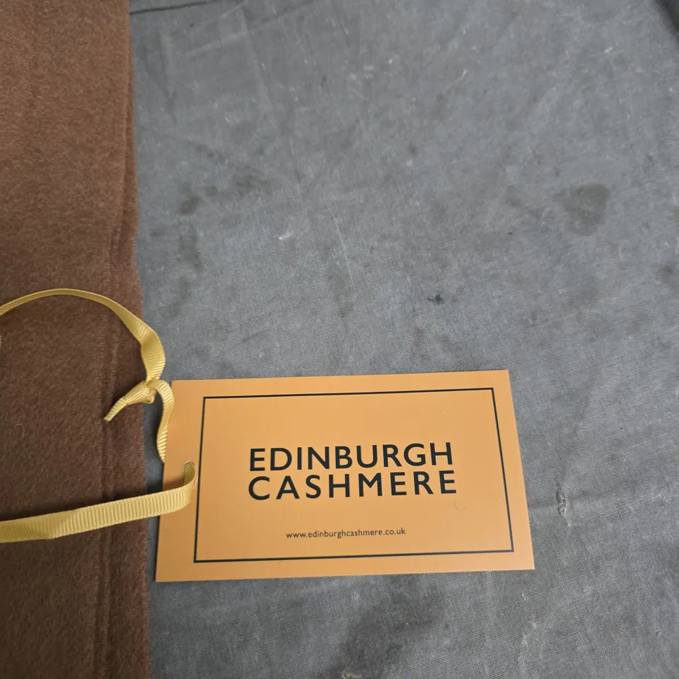 EDINBURGH CASHMERE SCARF – 100% PURE LAMBSWOOL, BROWN