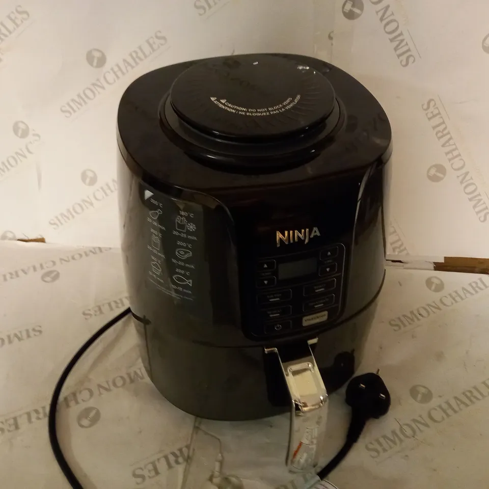 BOXED NINJA AIR FRYER 3.8L AF100UK