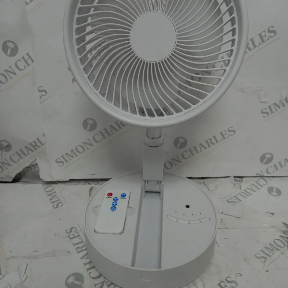 BELL & HOWELL OSCILLATING FOLDING RECHARGEABLE FAN, WHITE