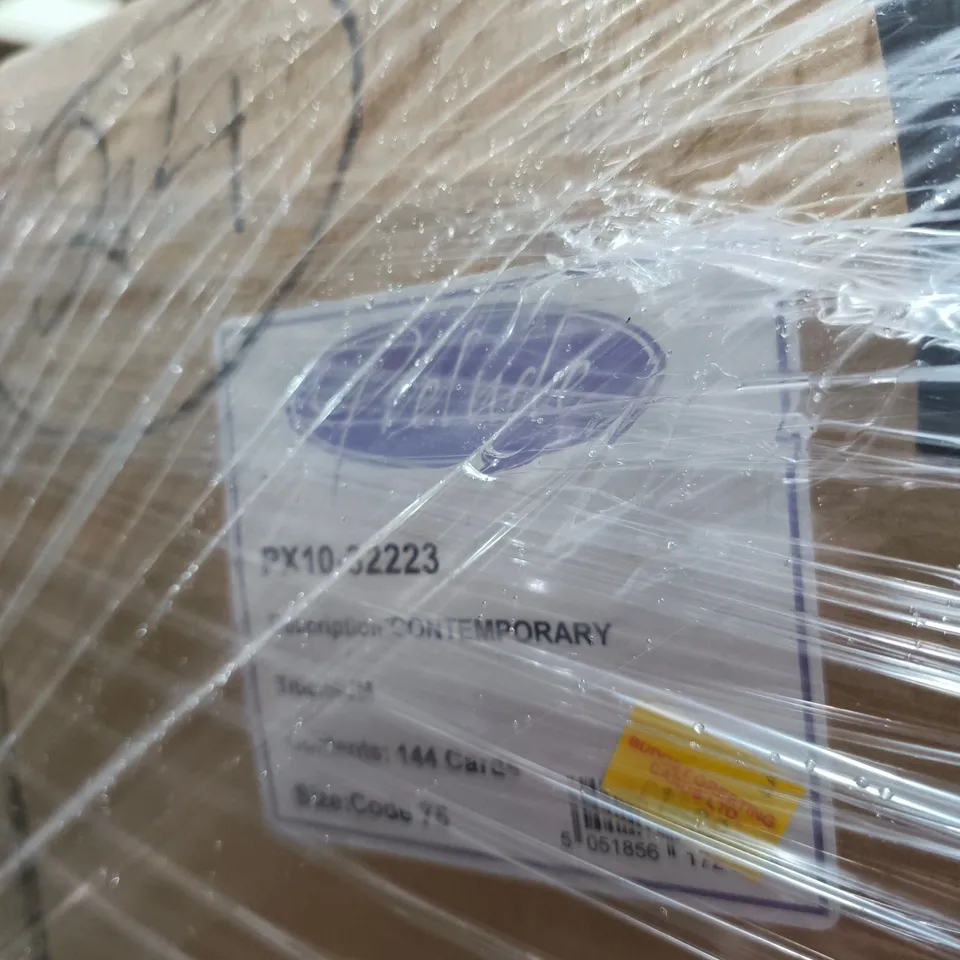 PALLET OF ASSORTED GREETING CARDS FOR VARIOUS SOCIAL OCCASIONS 