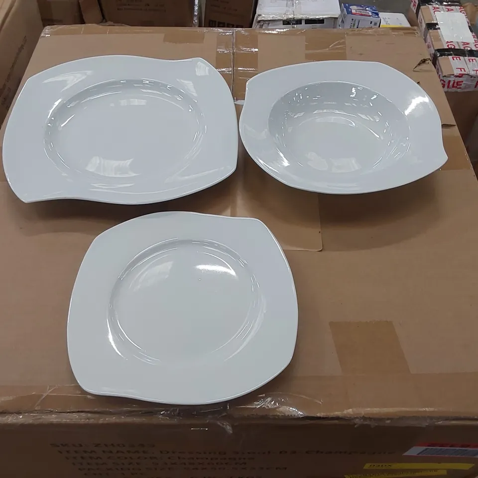 BOXED 16-PIECE DESIGNER DINNERWARE SET (1 BOX)