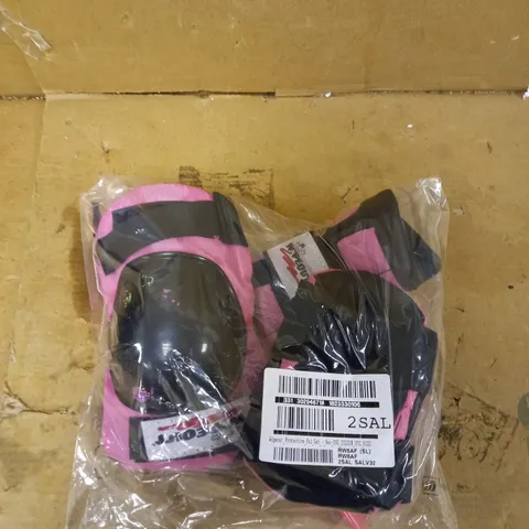 WIPEOUT PROTECTIVE PAD SET