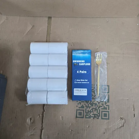 APPROXIMATELY 15 ASSORTED HOUSEHOLD PRODUCTS TO INCLUDE SWIMMING EARPLUGS, 10 PACK OF PDQ ROLLS, GOLD 3 PRONGED FORKS ETC  