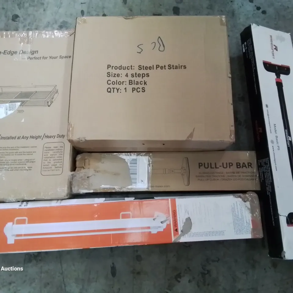 PALLET OF ASSORTED ITEMS INCLUDING STEEL PET STAIRS, PULL-UP BAR, RETRACTABLE SAFETY GATE, DISH RACK, TOILET SEAT