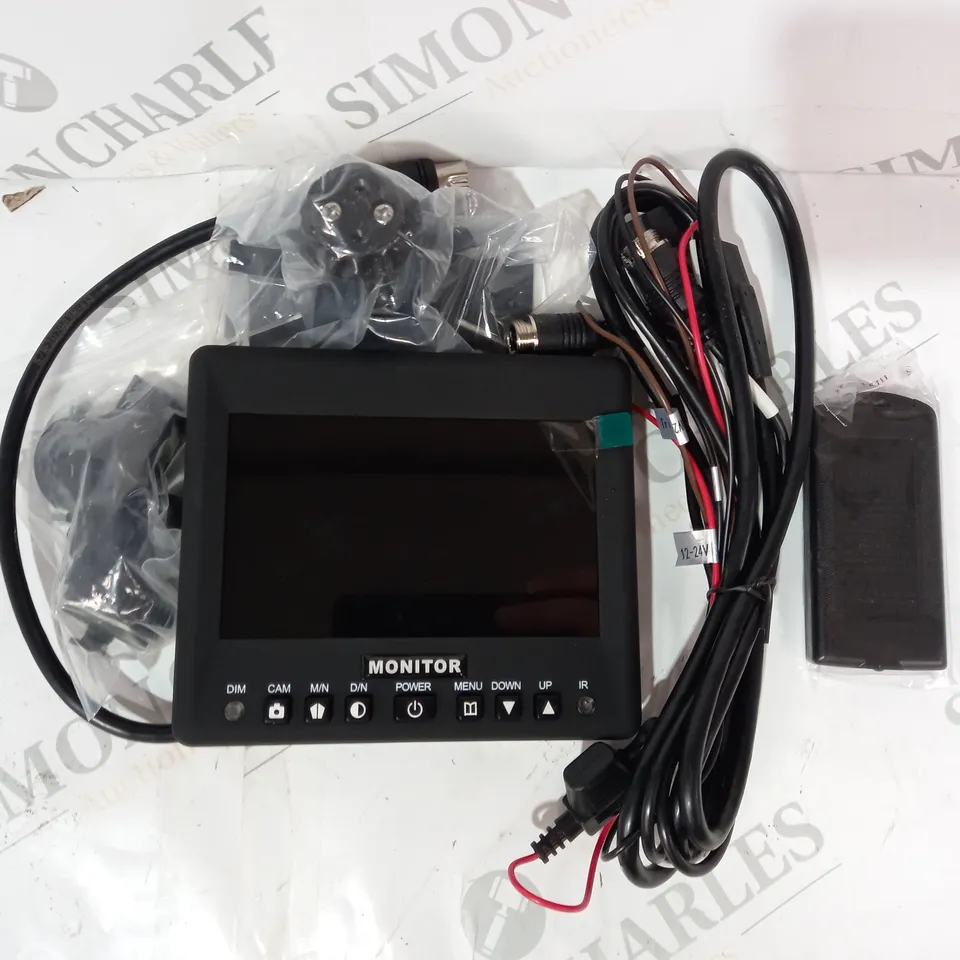 BRAND NEW BOXED 5" COLOUR REVERSE CAMERA MONITOR WITH 2 INPUTS - RAC5M