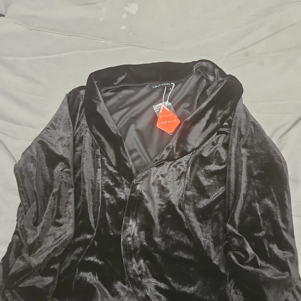 MINT LIMIT BLACK VELVET  – SIZE L WITH TAGS