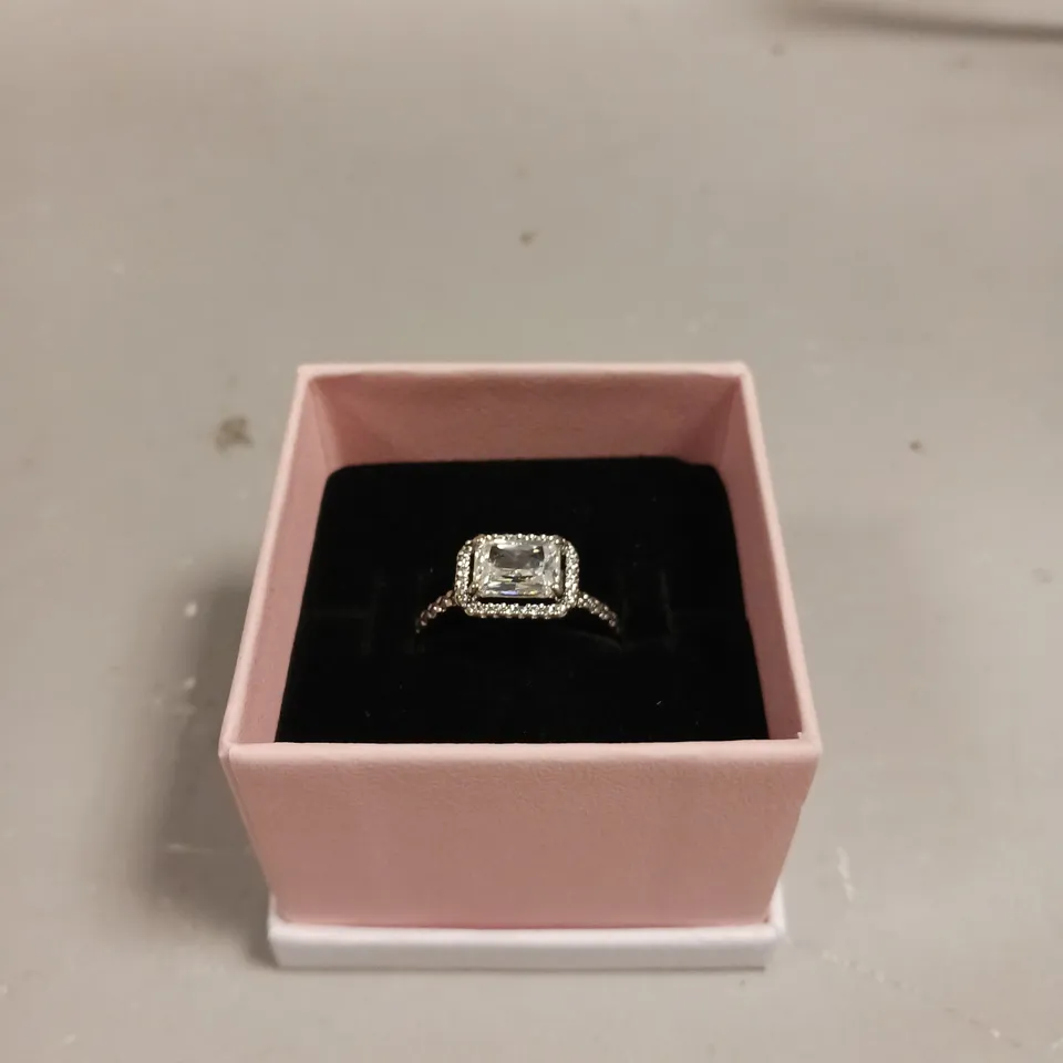 PANDORA SQUARE SPARKLE HALO RING
