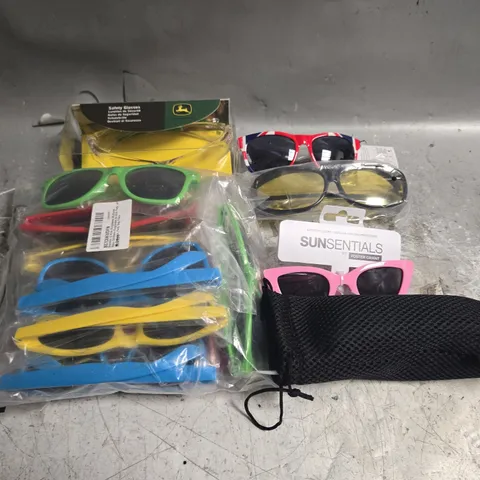 APPROXIMATELY 10 ASSORTED GLASSES/SUNGLASSES IN VARIOUS DESIGNS 