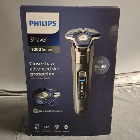 SEALED PHILIPS 7000 SERIES SHAVER