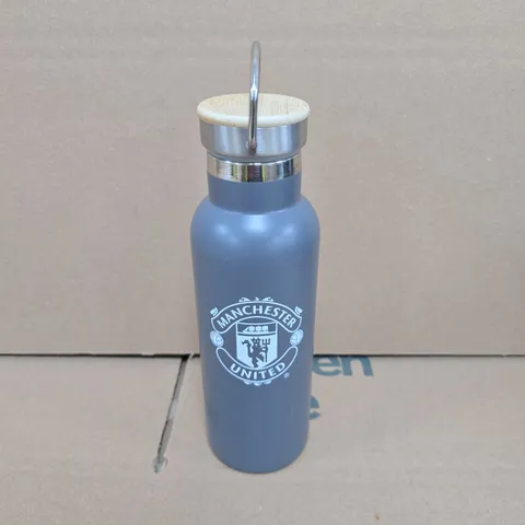 MANCHESTER UNITED WATER BOTTLE – MATTE GREY WITH CLUB CREST (UNBOXED)