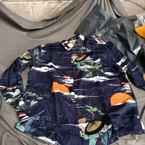 NAVY LONG-SLEEVED PRINTED SHIRT (UNISEX) – SIZE L