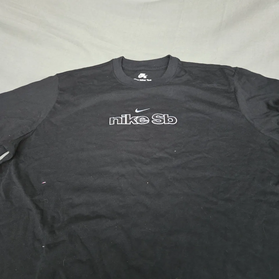 NIKE SB GRAPHIC T-SHIRT SIZE M