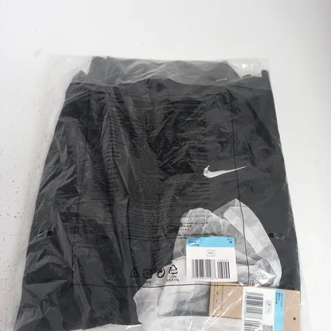 NIKE MENS GOLF TOP IN BLACK - M