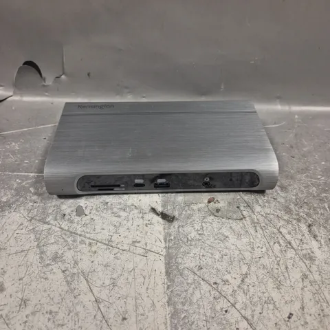 KENSINGTON THUNDERBOLT 3 USB-C HYBRID DOCK 