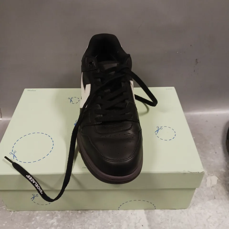 BOXED PAIR OF OFF WHITE OUT OF OFFICE TRAINERS IN BLACK - 10