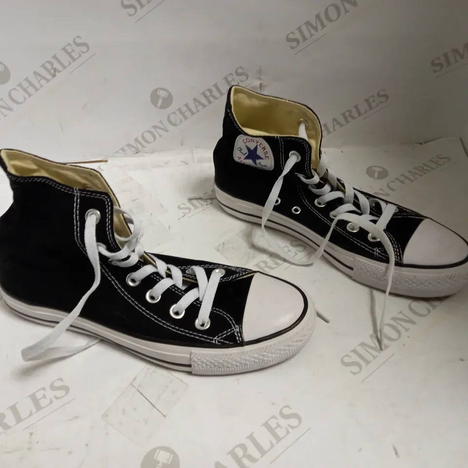 CONVERSE BLACK ALL STARS HIGHS - UK MENS 5.5 