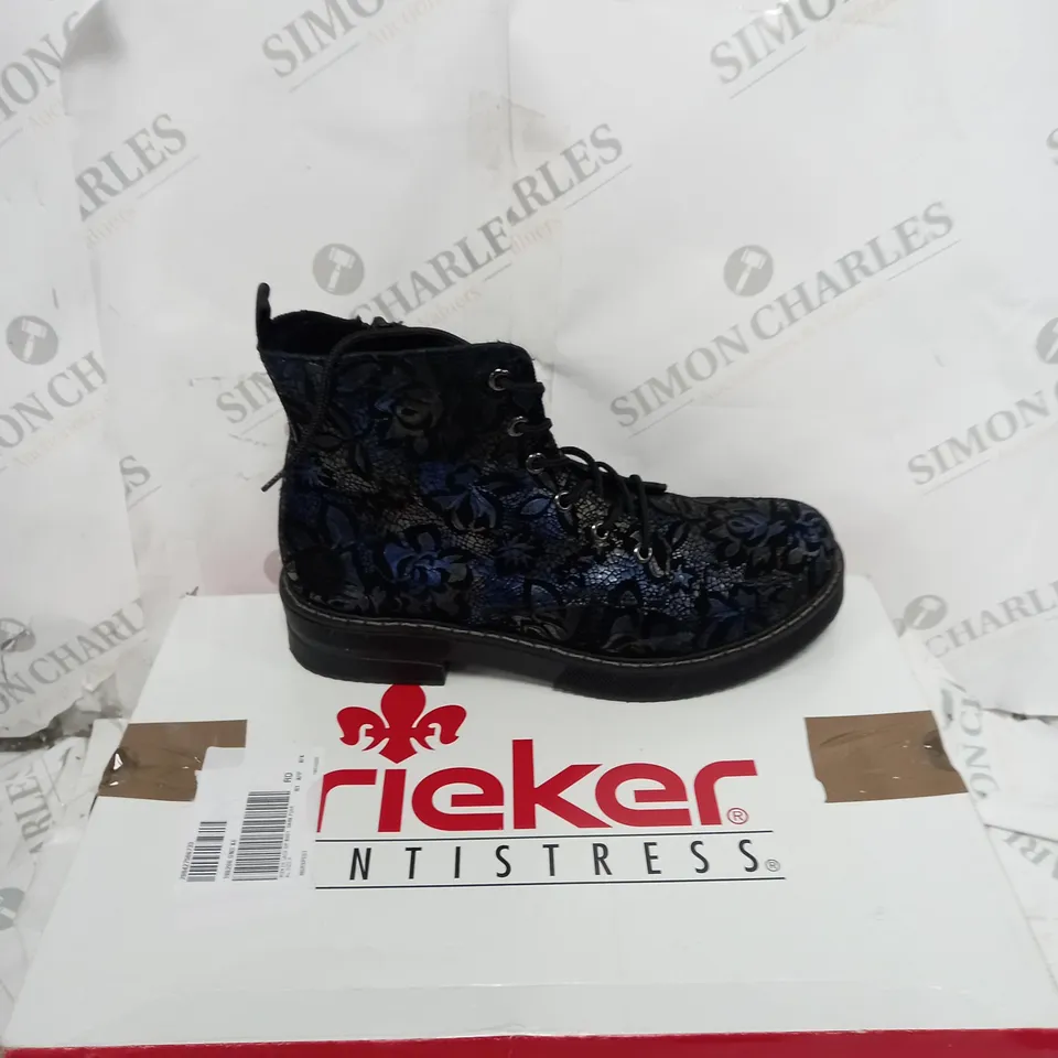 RIEKER LACE UP BOOT DARK FLOURAL SIZE 6 - BOXED 