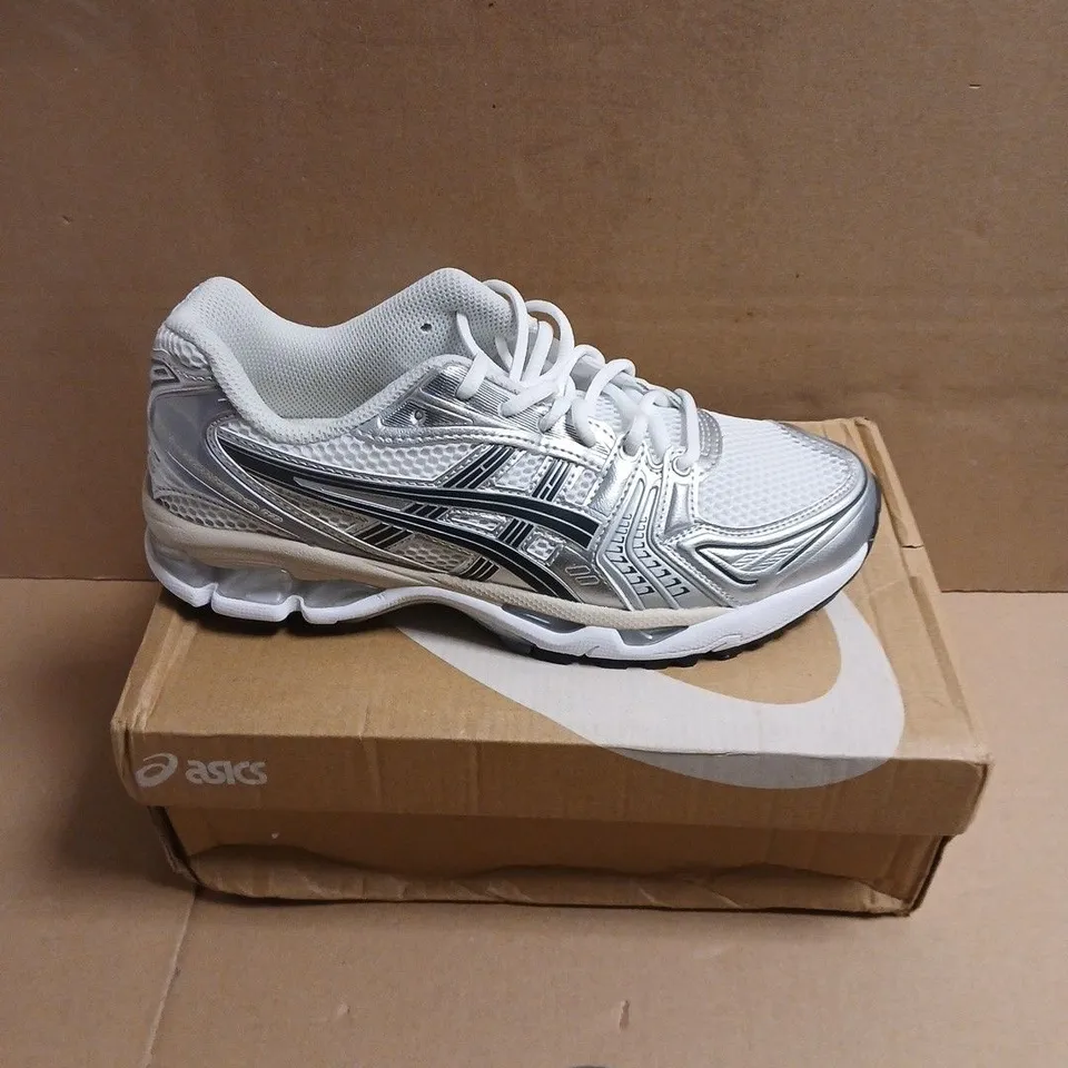 BOXED PAIR OF ASICS GEL-KAYANO 14 RUNNING SHOES – WHITE/GRAPHITE GREY, UK 5.5