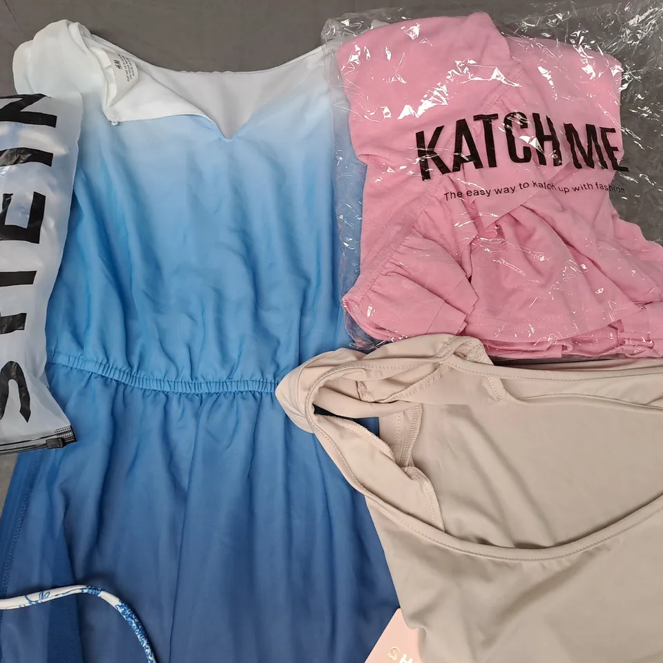 BOX OF APPROXIMATELY 20 ASSORTED CLOTHING & FASHION ITEMS IN VARIOUS STYLES AND SIZES TO INCLUDE SHEIN, H&M, ETC