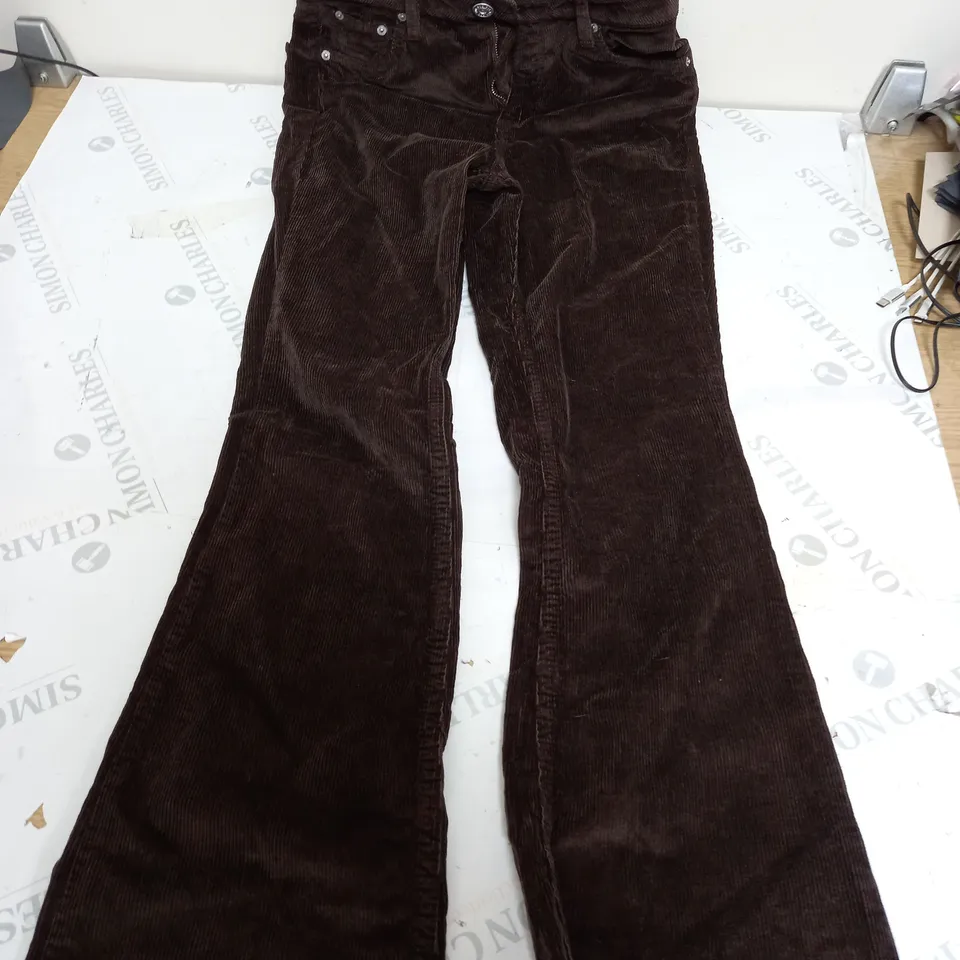 BDG FLARE PANTS IN BROWN - W26 L32
