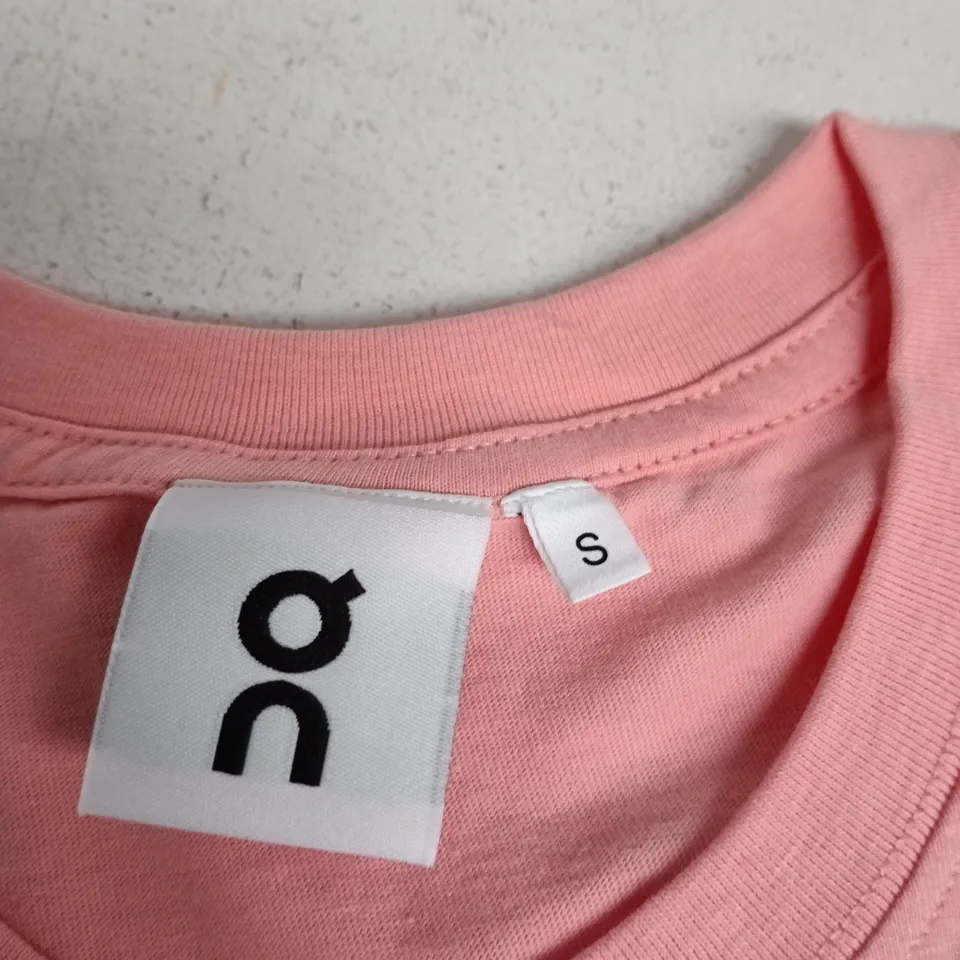 ON RUNNING PINK T-SHIRT, SIZE S
