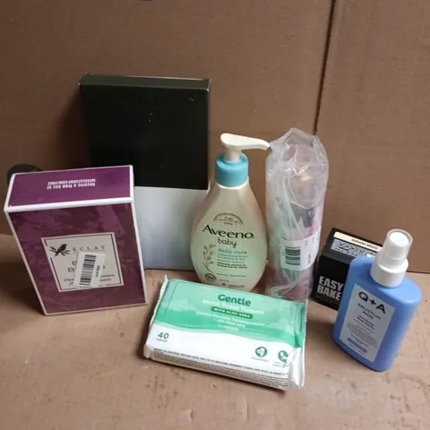 APPROXIMATELY 15 ASSORTED HEALTH & BEAUTY PRODUCTS TO INCLUDE Q+A SALICYLIC ACID BODY SPRAY, MOIST TOILET TISSUES, HUDABEAUTY EASY BAKE, ETC - COLLECTION ONLY