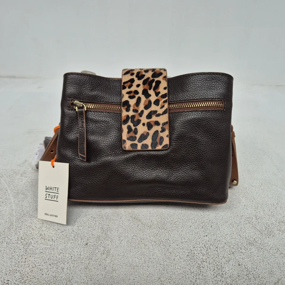 WHITE STUFF TABBY CONVERTIBLE CROSSBODY BAG IN DARK BROWN - ONE SIZE