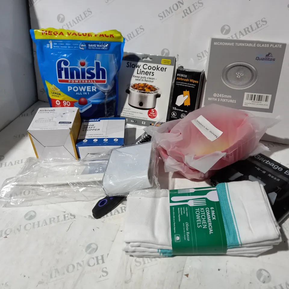 APPROXIMATELY 10 ASSORTED ITEMS TO INCLUDE KITCHEN TOWELS, AIR FRYER SILICON POTS, MICROWAVE TURNTABLE GLASS PLATE, FINISH DISHWASHER TABLETS ETC.