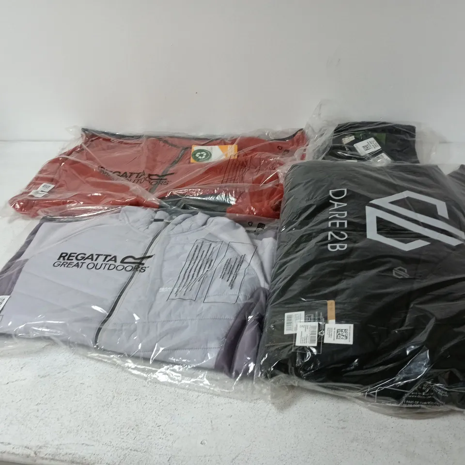 APPROXIMATELY 20 ASSORTED BRAND NEW REGATTA/DARE2B CLOTHING ITEMS IN VARIOUS SIZES, STYLES & COLOURS TO INCLUDE ANDRESON VIII, FRANKIE HALF ZIP, HIGHTON TRS, ETC