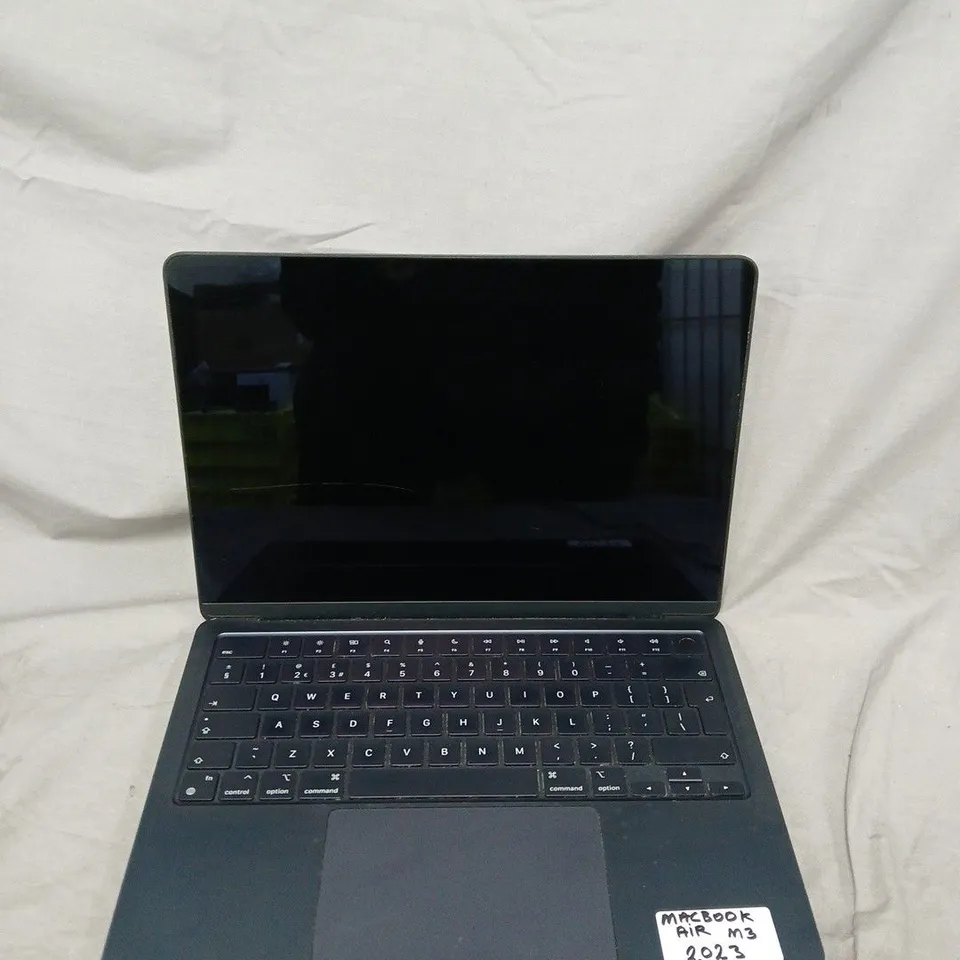 BOXED APPLE MACBOOK AIR