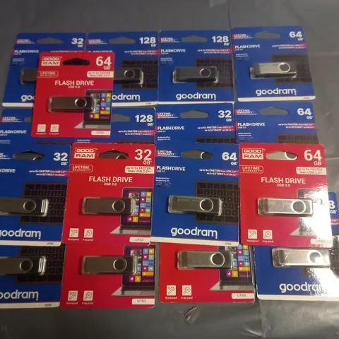 LOT OF 17 BRAND NEW USB FLASH DRIVES - VARIOUS SIZES 