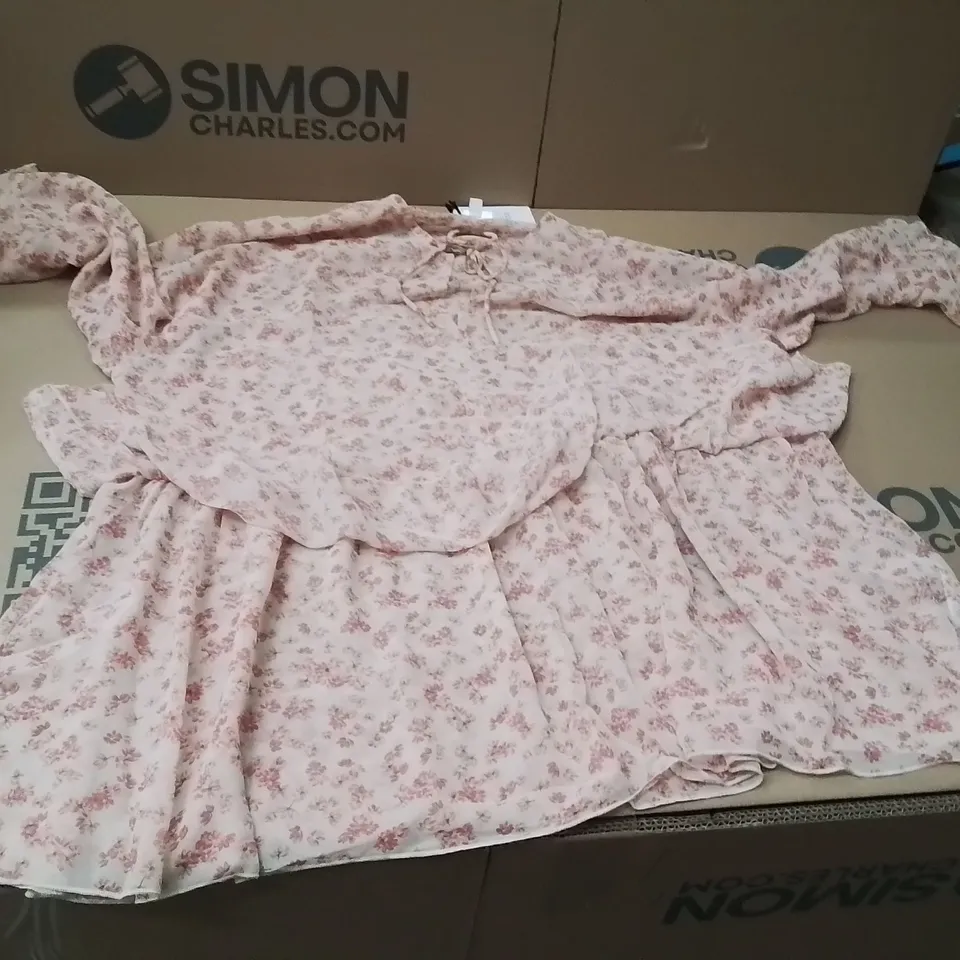 BOXED BRAND NEW APPROXIMATELY 22 SIMPLY BE SMOCK BLOUSE FLORALPRINT SIZE 18