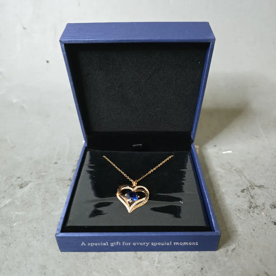 BOXED EC HEART PENDENT NECKLACE 