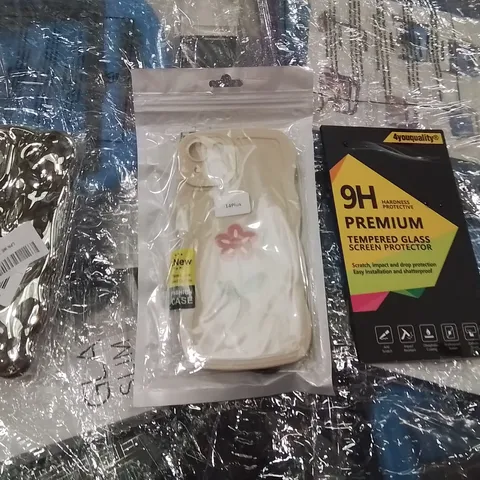 PALLET TO CONTAIN A LARGE QUANTITY OF PHONE CASES AND SCREEN PROTECTORS