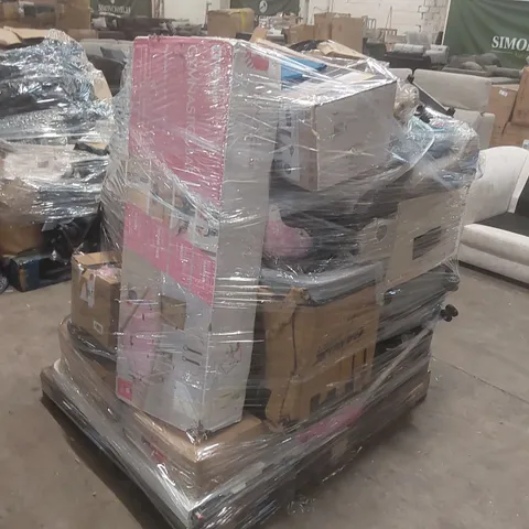 PALLET CONTAINING A LARGE QUANTITY OF ASSORTED CONSUMER PRODUCTS INCLUDING: MICROWAVE, SUITCASE, GYMNASTICS BAR ECT