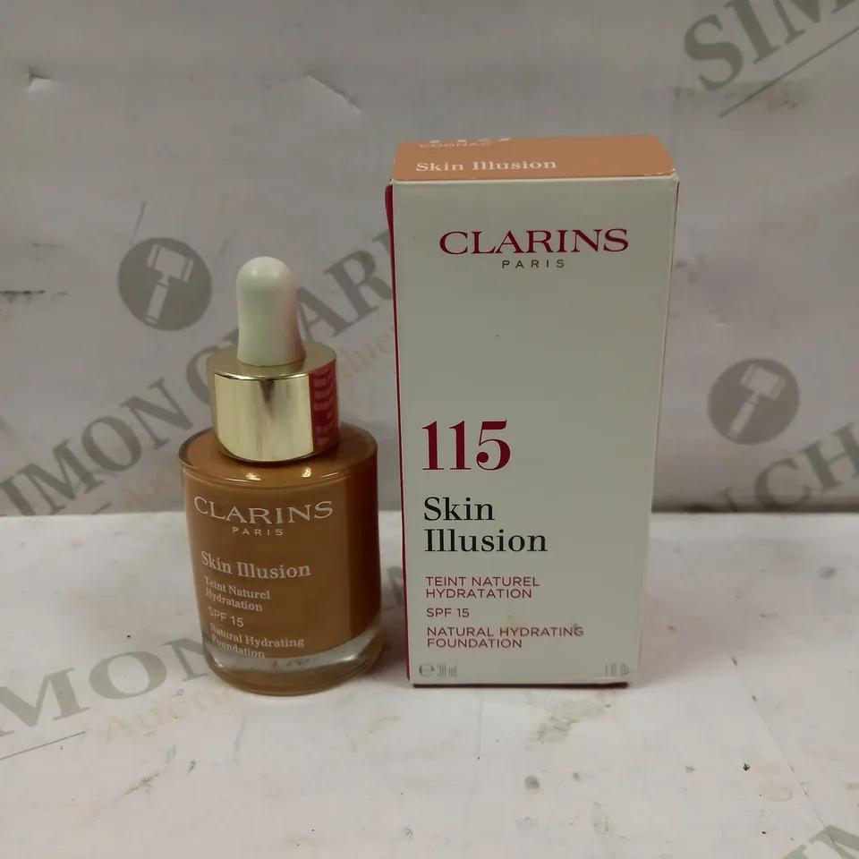 CLARINS SKIN ILLUSION NATURAL HYDRATING FOUNDATION - 30ML 115 COGNAC 