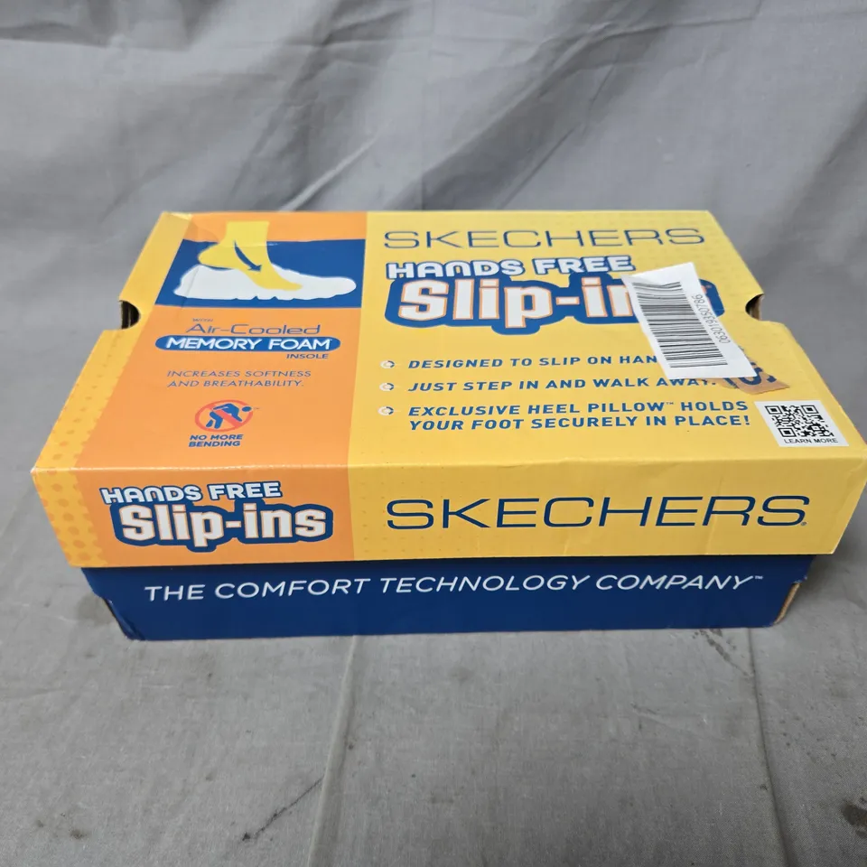 SKECHERS DIVINITY TRAINER HANDS FREES SLIP INS UK SIZE 5