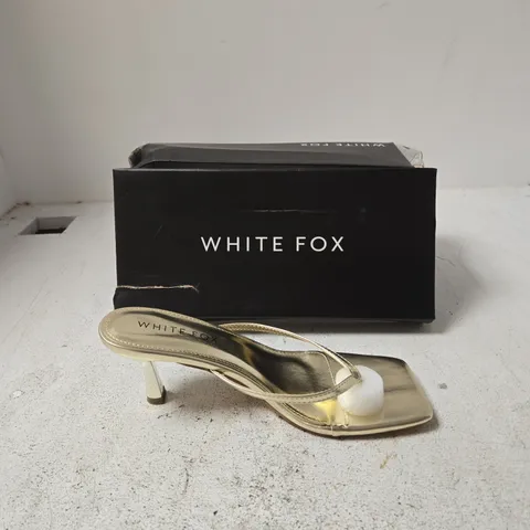 WHITE FOX GOLD METALLIC SANDALS – WOMEN'S OPEN-TOE HEELED SANDALS - UK 7 