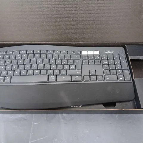 BOXED LOGITECH MK850 PERFORMANCE KEYBOARD 