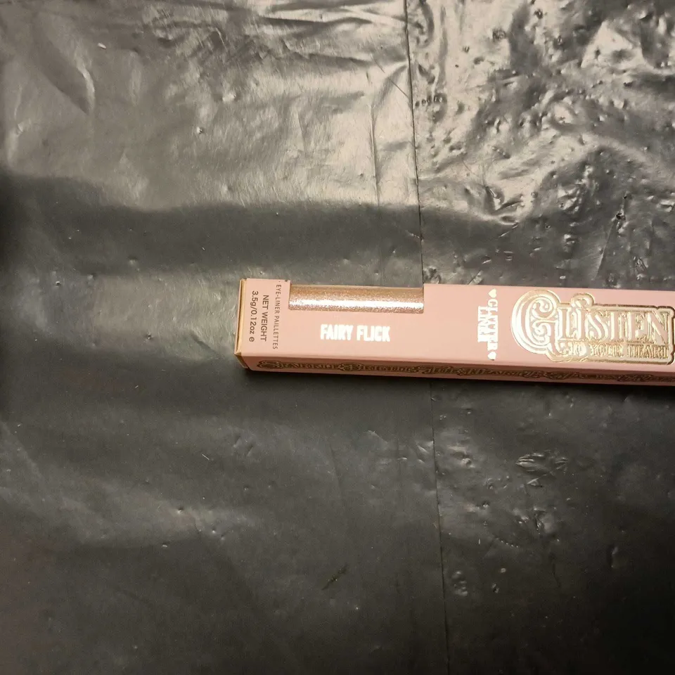 PLOUISE MAKE-UP BRUSH SET (3 BRUSHES) – PINK BOX + ASSORTED BEAUTY ITEMS