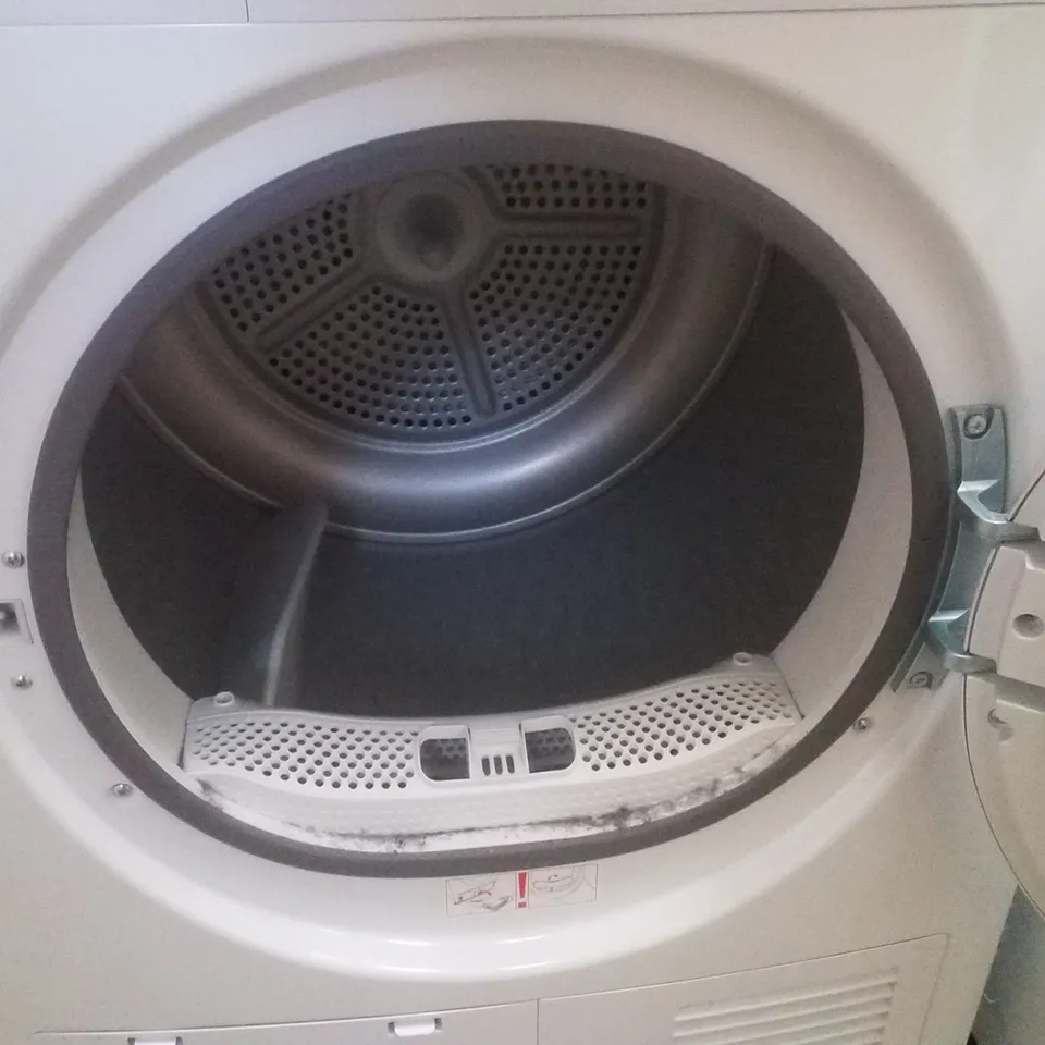 SWAN STC75110W 8KG LOAD CONDENSER TUMBLE DRYER