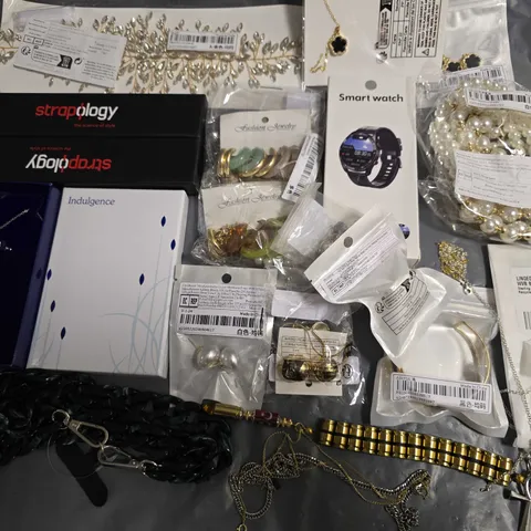LOT OF ASSORTED JEWELLERY ITEMS TO INCLUDE NECKLACES, EARRINGS AND SMART WATCH
