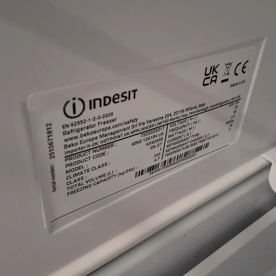 INDESIT KINS 1261B4 UK 50/50 INTEGRATED FRIDGE FREEZER