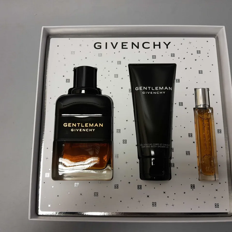 BOXED GIVENCHY GENTLEMAN SET