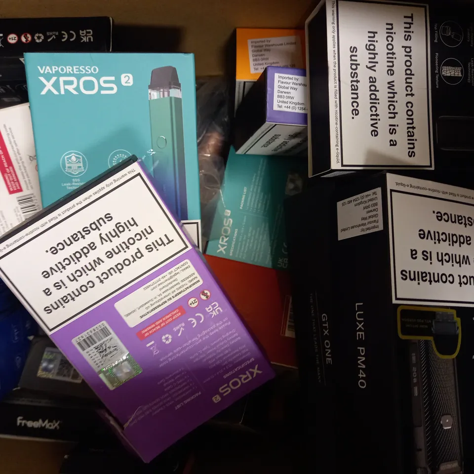 LOT OF 35 ASSORTED VAPING DEVICES & ACCESSORIES, TO INCLUDE VAPORESSO, USONICIG, ETC