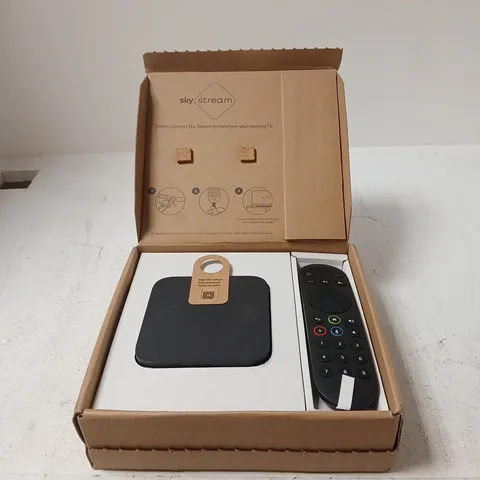 SKY STREAM PUCK STREAMING MEDIA PLAYER WITH REMOTE – ANTHRACITE, BOXED
