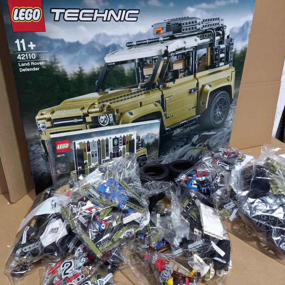 LEGO TECHNIC LAND ROVER DEFENDER (42110) RRP £179.99