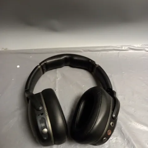 BOXED SKULLCANDY HEADPHONES BLACK
